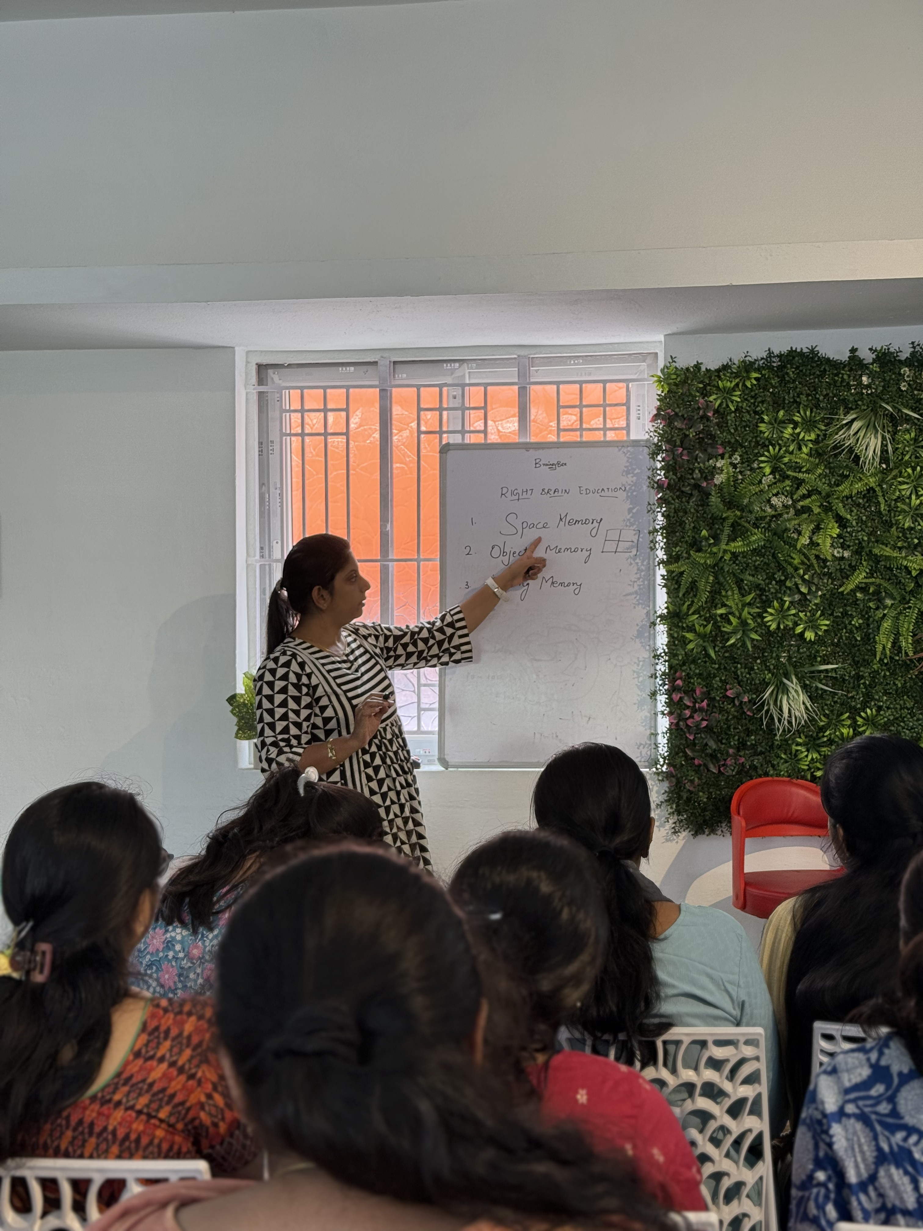 Toddlers practicing high-speed Flashcards for Right Brain development
